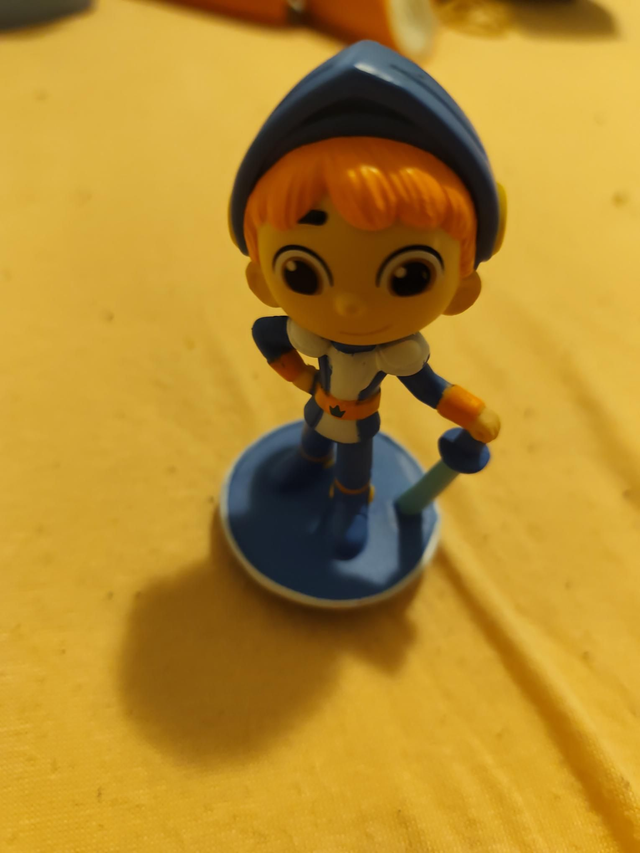 Gus der klitzekleine Ritter Toniei